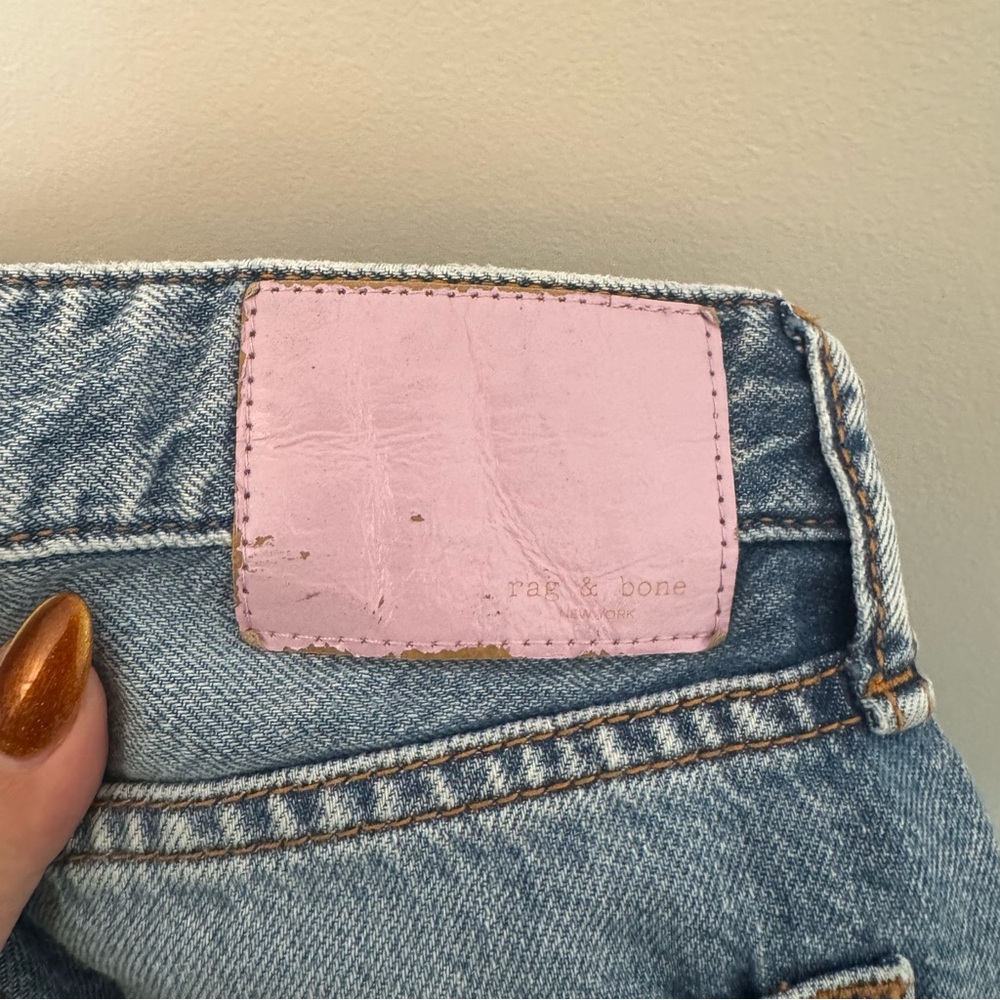Rag & Bone Logan Mid-Rise Wide Leg Jeans - Picture 9 of 10